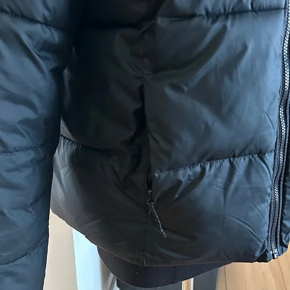 Like New - Columbia Midnight Black Puffer Jacket - Size L - Picture 5 of 13